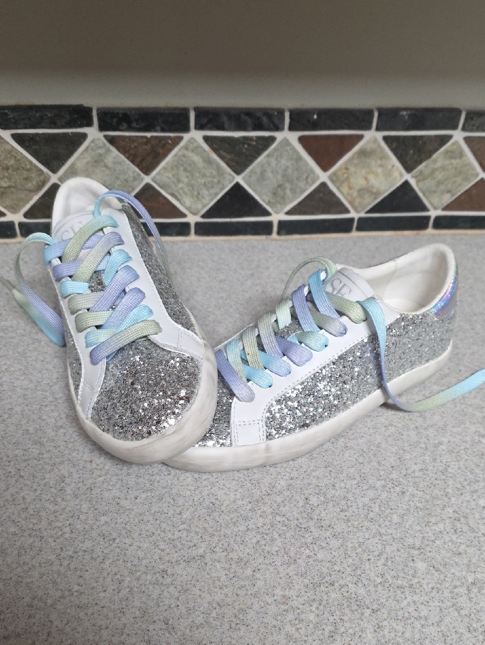 Sam Edelman Kids Silver Glitter Sneakers with Pastel Rainbow Laces